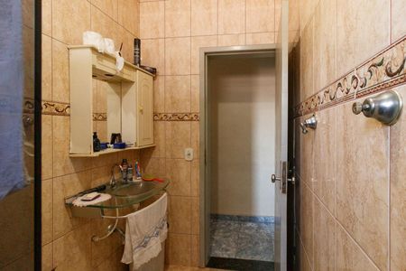 Casa à venda com 425m², 3 quartos e 15 vagas Casa à venda com 425m², 3 quartos e 15 vagasBanheiro