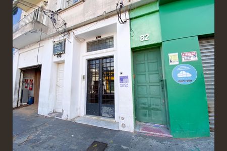 Apartamento para alugar com 78m², 2 quartos e sem vagaFachada