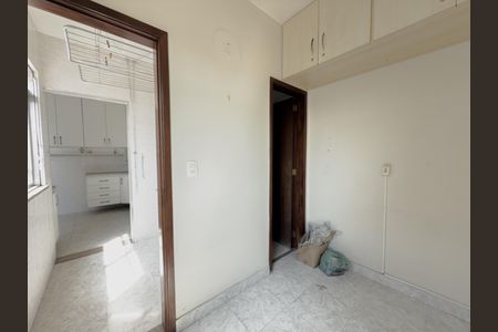 Apartamento à venda com 106m², 3 quartos e 2 vagas Apartamento à venda com 106m², 3 quartos e 2 vagasÁrea de Serviço