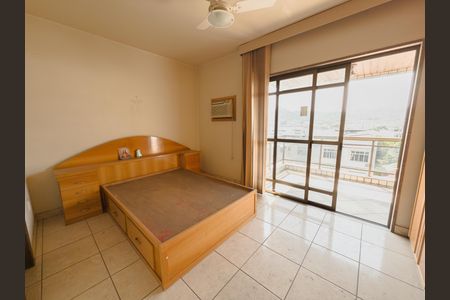 Apartamento à venda com 106m², 3 quartos e 2 vagas Apartamento à venda com 106m², 3 quartos e 2 vagasQuarto 3 - Suíte