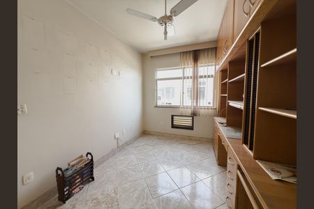Apartamento à venda com 106m², 3 quartos e 2 vagas Apartamento à venda com 106m², 3 quartos e 2 vagasQuarto 2