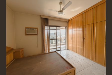 Apartamento à venda com 106m², 3 quartos e 2 vagas Apartamento à venda com 106m², 3 quartos e 2 vagasQuarto 3 - Suíte