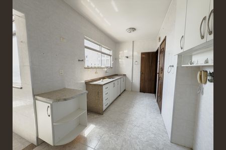 Apartamento à venda com 106m², 3 quartos e 2 vagas Apartamento à venda com 106m², 3 quartos e 2 vagasCozinha
