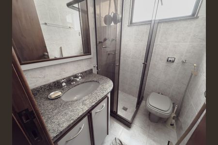 Apartamento à venda com 106m², 3 quartos e 2 vagas Apartamento à venda com 106m², 3 quartos e 2 vagasBanheiro