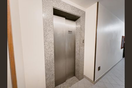 Apartamento à venda com 106m², 3 quartos e 2 vagas Apartamento à venda com 106m², 3 quartos e 2 vagasÁrea comum