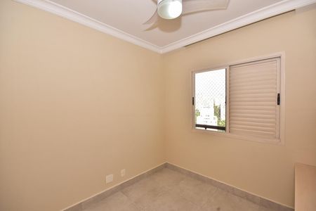 Apartamento à venda com 114m², 4 quartos e 2 vagasQuarto 1