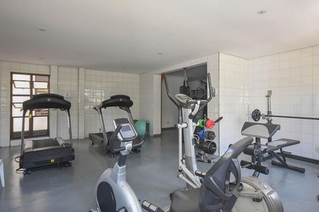 Apartamento à venda com 114m², 4 quartos e 2 vagasAcademia
