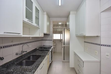 Apartamento à venda com 114m², 4 quartos e 2 vagasCozinha