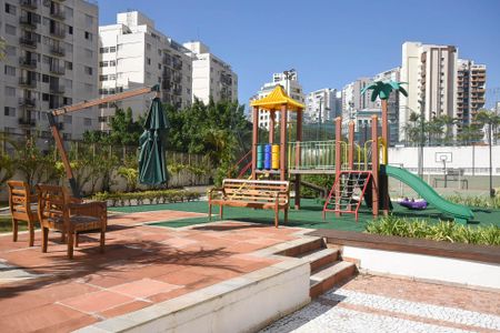 Apartamento à venda com 114m², 4 quartos e 2 vagasPlayground