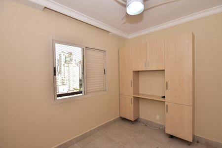 Apartamento à venda com 114m², 4 quartos e 2 vagasQuarto 2
