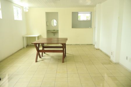 Apartamento para alugar com 65m², 2 quartos e 1 vagaÁrea comum - Salão de festas