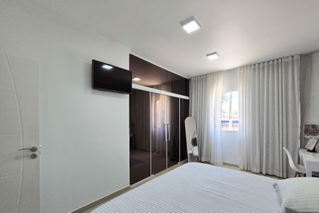 Casa à venda com 150m², 3 quartos e 2 vagas Casa à venda com 150m², 3 quartos e 2 vagasQuarto 3