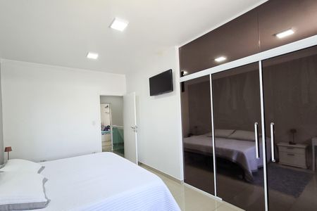Casa à venda com 150m², 3 quartos e 2 vagas Casa à venda com 150m², 3 quartos e 2 vagasQuarto 3
