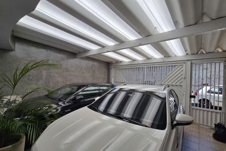 Casa à venda com 150m², 3 quartos e 2 vagas Casa à venda com 150m², 3 quartos e 2 vagasGaragem