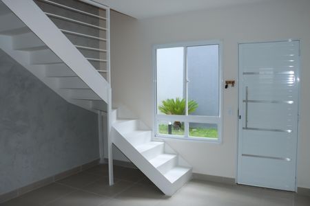 Casa de Condomínio para alugar com 2 quartos, 50m² em Chácara Tropical (caucaia do Alto), Cotia