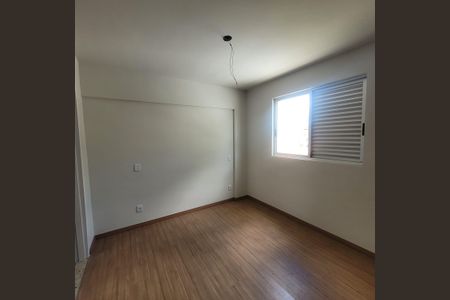 Apartamento à venda com 2 quartos, 65m² em Colégio Batista, Belo Horizonte