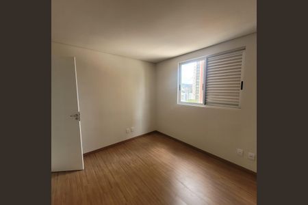 Apartamento à venda com 2 quartos, 65m² em Colégio Batista, Belo Horizonte
