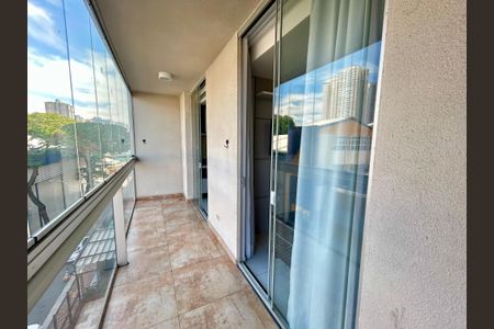 Studio para alugar com 38m², 1 quarto e 1 vaga Studio para alugar com 38m², 1 quarto e 1 vagaVaranda