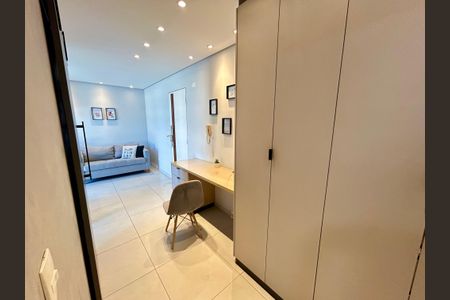 Studio para alugar com 38m², 1 quarto e 1 vaga Studio para alugar com 38m², 1 quarto e 1 vagaEscritório