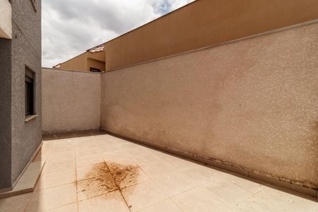 Apartamento para alugar com 73m², 2 quartos e 1 vaga Apartamento para alugar com 73m², 2 quartos e 1 vagaÁrea de serviço e Varanda