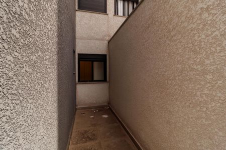 Apartamento para alugar com 73m², 2 quartos e 1 vaga Apartamento para alugar com 73m², 2 quartos e 1 vagaÁrea de serviço e Varanda