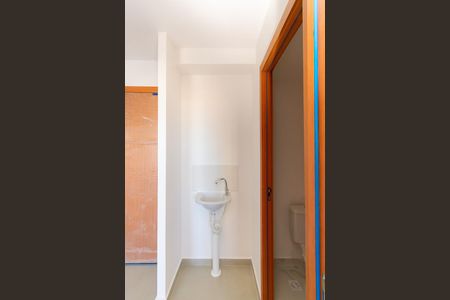 Apartamento para alugar com 34m², 2 quartos e sem vagaBanheiro