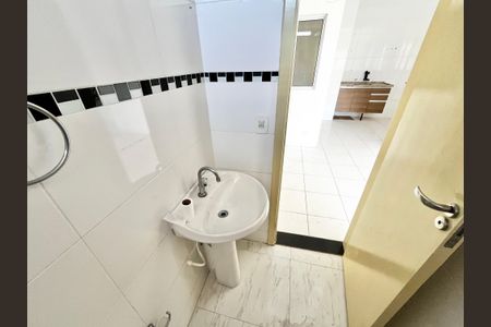 Casa de condomínio para alugar com 50m², 2 quartos e sem vagaBanheiro