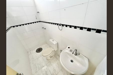 Casa de condomínio para alugar com 50m², 2 quartos e sem vagaBanheiro