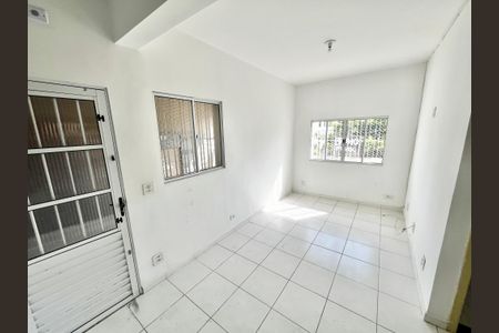 Casa de condomínio para alugar com 50m², 2 quartos e sem vagaSala/Cozinha