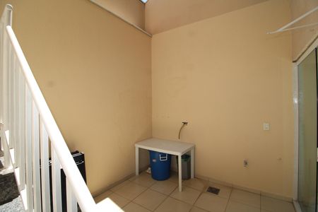 Casa para alugar com 45m², 1 quarto e sem vagaÁrea de Serviço