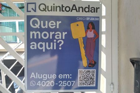 Casa para alugar com 45m², 1 quarto e sem vaga Casa para alugar com 45m², 1 quarto e sem vagaFachada