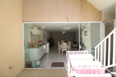 Casa para alugar com 45m², 1 quarto e sem vagaÁrea de Serviço