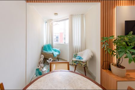 Apartamento à venda com 70m², 2 quartos e 2 vagas Apartamento à venda com 70m², 2 quartos e 2 vagasSala