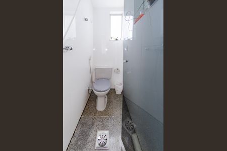 Apartamento à venda com 70m², 2 quartos e 2 vagas Apartamento à venda com 70m², 2 quartos e 2 vagasBanheiro suíte