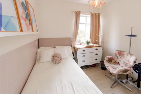 Apartamento à venda com 70m², 2 quartos e 2 vagas Apartamento à venda com 70m², 2 quartos e 2 vagasQuarto