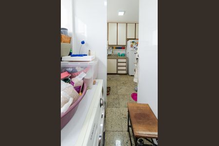 Apartamento à venda com 70m², 2 quartos e 2 vagas Apartamento à venda com 70m², 2 quartos e 2 vagasÁrea de serviço