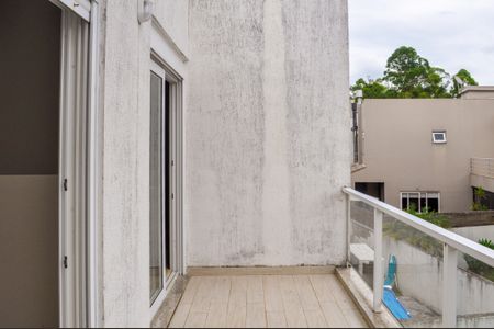 Casa de condomínio à venda com 150m², 3 quartos e 2 vagas