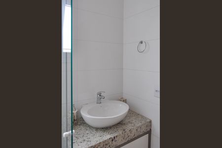 Casa de condomínio à venda com 150m², 3 quartos e 2 vagas