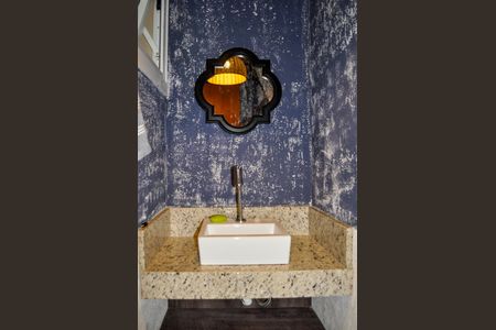 Casa de condomínio à venda com 150m², 3 quartos e 2 vagas