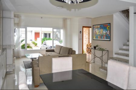 Casa de condomínio à venda com 150m², 3 quartos e 2 vagas