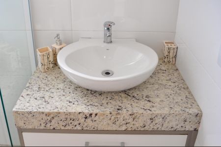 Casa de condomínio à venda com 150m², 3 quartos e 2 vagas