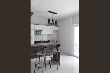 Casa de condomínio à venda com 150m², 3 quartos e 2 vagas