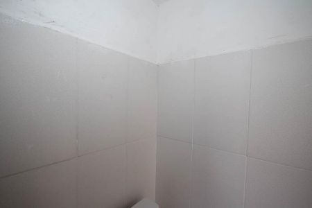 Banheiro  de casa para alugar com 1 quarto, 21m² em Parque Edu Chaves, São Paulo