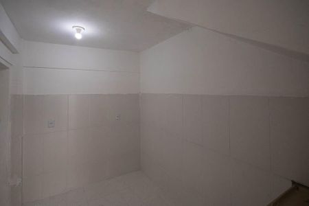Cozinha  de casa para alugar com 1 quarto, 21m² em Parque Edu Chaves, São Paulo