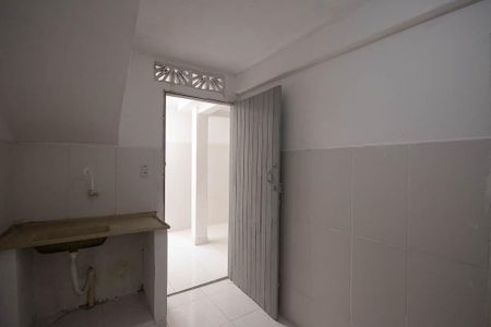 Cozinha  de casa para alugar com 1 quarto, 21m² em Parque Edu Chaves, São Paulo