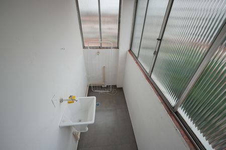 Apartamento para alugar com 69m², 2 quartos e 1 vagaÁrea de Serviço
