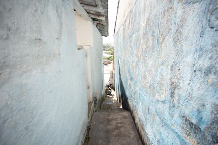 Casa à venda com 250m², 2 quartos e sem vaga Casa à venda com 250m², 2 quartos e sem vagaÁREA EXTERNA- EDÍCULAS