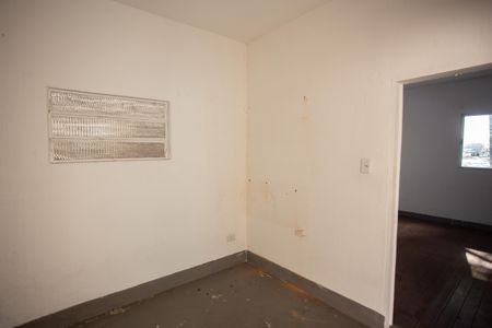 Casa à venda com 250m², 2 quartos e sem vaga Casa à venda com 250m², 2 quartos e sem vagaCOZINHA