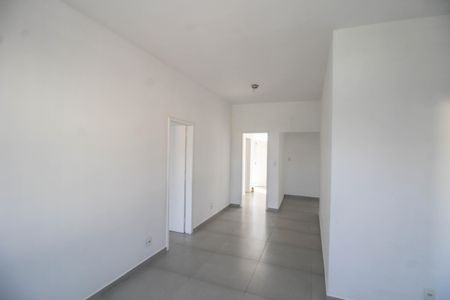 Sala de casa para alugar com 3 quartos, 100m² em Jardim Iguaçu, Nova Iguaçu