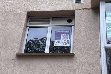 Apartamento à venda com 42m², 2 quartos e 1 vaga Apartamento à venda com 42m², 2 quartos e 1 vagaPlaca